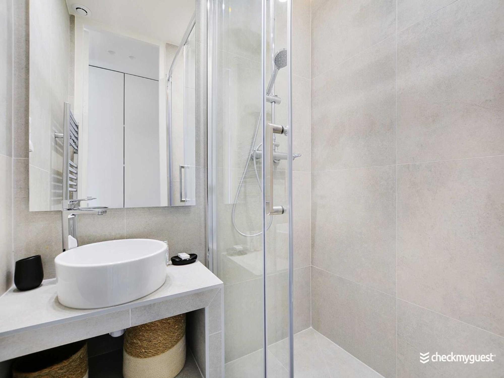 Charming - 1br 4p - Faubourg-du-roule Parigi